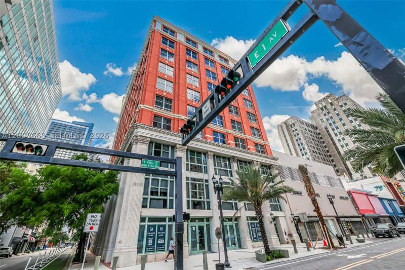 1 bedroom Condominium at 111 E Flagler St 708, Flagler First Condo, Miami — photo 2