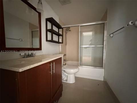 17650 NW 68th Ave A2008, Hialeah FL - photo 13 of 21
