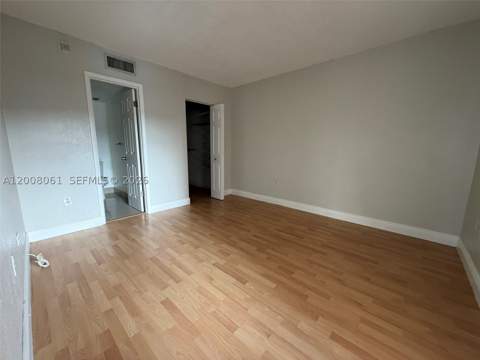 17650 NW 68th Ave A2008, Hialeah FL - photo 16 of 21