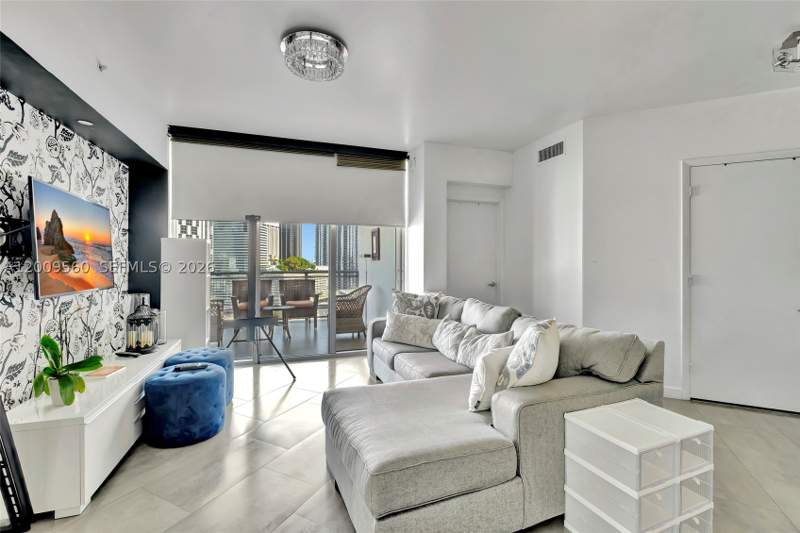 2 bedroom Condominium at 350 S Miami Ave 1703, Wind Condo, Miami — photo 2