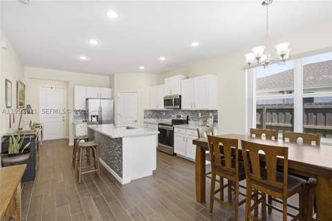 27603 SW 133rd Ave, Homestead FL - photo 8 of 61