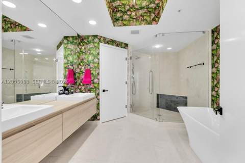 17111 Biscayne Blvd 909, North Miami Beach FL - photo 12 of 93