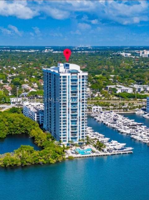 17111 Biscayne Blvd 909, North Miami Beach FL - photo 18 of 93