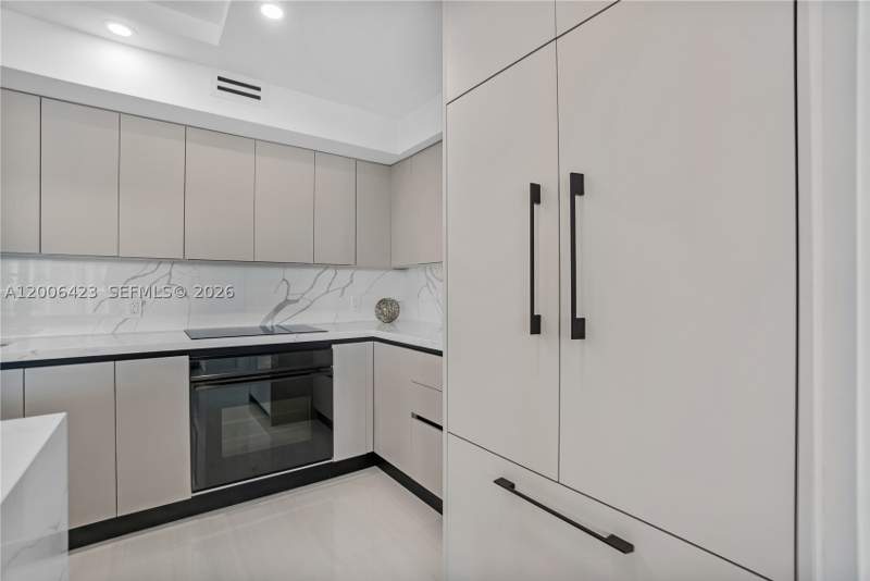 2 bedroom Condominium at 1155 Brickell Bay Dr 2003, The Mark On Brickell Cond, Miami — photo 5
