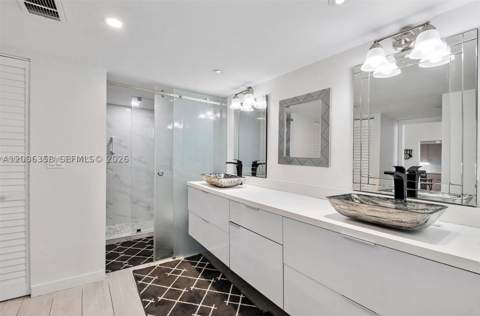100 bayview dr Ph31, Sunny Isles Beach FL - photo 6 of 13