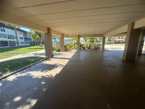 1530 NE 191st St 205, Miami FL - photo 6 of 15