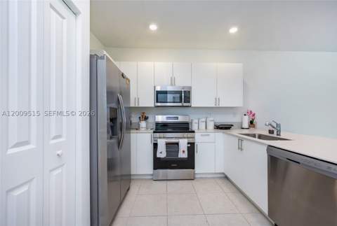 13311 SW 233rd Ter, Homestead FL - photo 7 of 21
