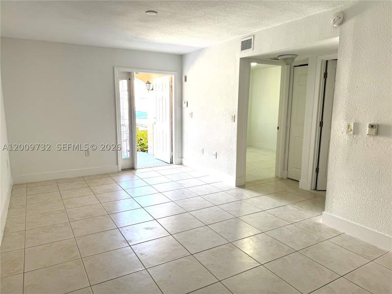 2 bedroom Condominium at 1260 SE 28th Ct 104, Venetia Gardens Condo, Homestead — photo 3