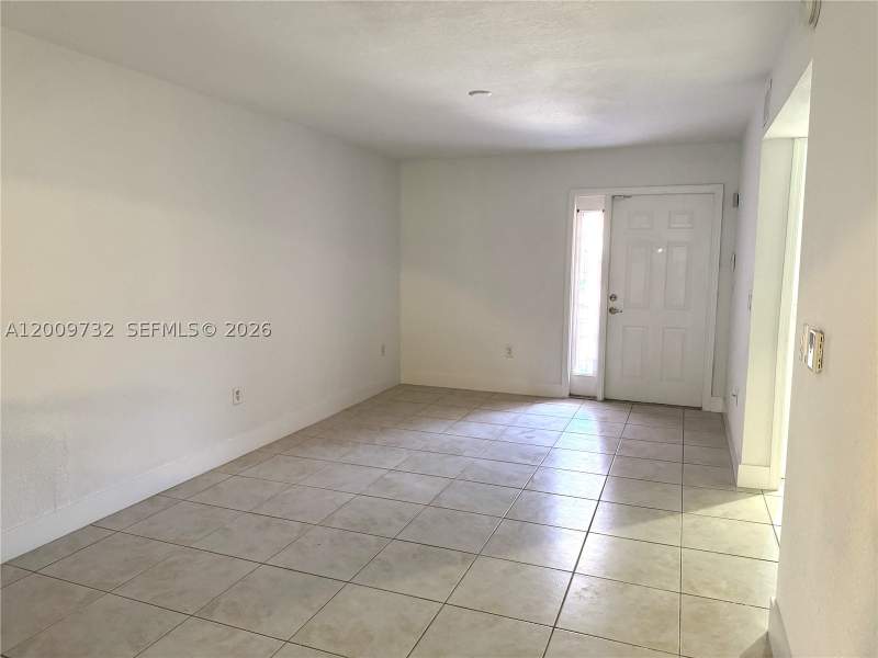 2 bedroom Condominium at 1260 SE 28th Ct 104, Venetia Gardens Condo, Homestead — photo 4