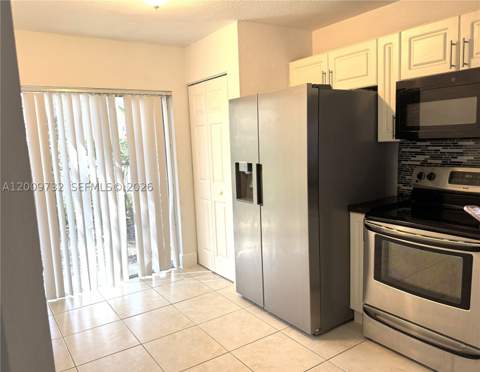1260 SE 28th Ct 104, Homestead FL - photo 8 of 14