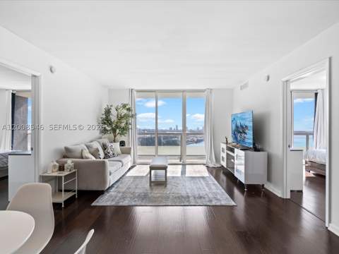 50 Biscayne Blvd 3308, Miami FL - photo 6 of 49