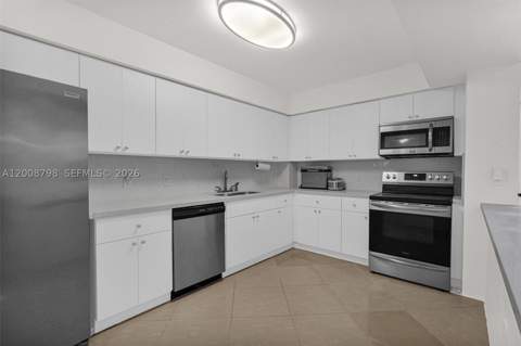 5825 Collins Ave 2E, Miami Beach FL - photo 9 of 56