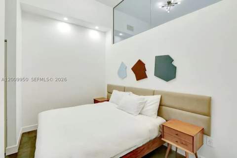 1200 Brickell Bay Dr 1404, Miami FL - photo 7 of 31