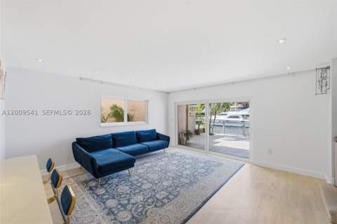 3819 170th St B-1, North Miami Beach FL - photo 11 of 39