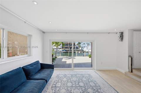 3819 170th St B-1, North Miami Beach FL - photo 15 of 39