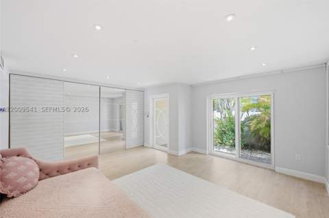 3819 170th St B-1, North Miami Beach FL - photo 7 of 39