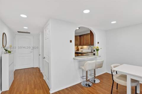 3675 N Country Club Dr 410, Aventura FL - photo 15 of 48