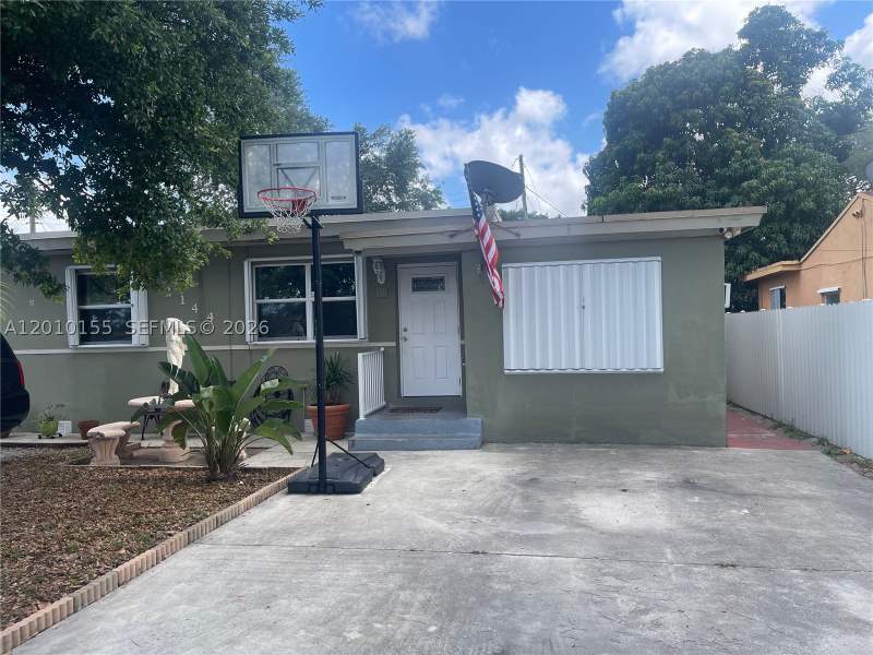 2 bedroom SingleFamilyResidence at 2144 NW 85th St, Everglades Ave Hts Addn, Miami — photo 4
