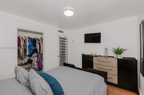 367 E 46th St, Hialeah FL - photo 14 of 27