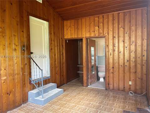 10820 NE 5th Ave, Miami FL - photo 13 of 35