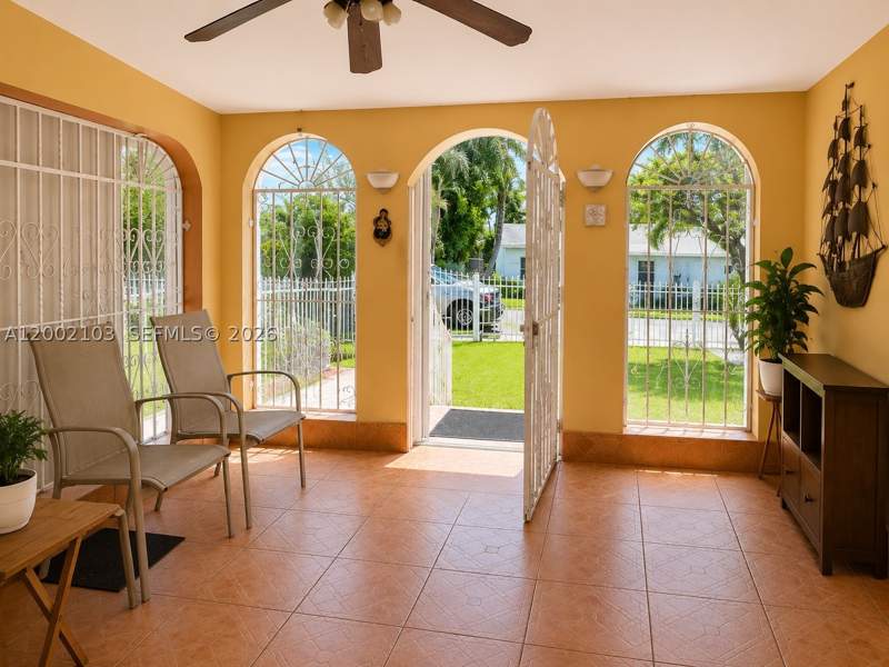 3 bedroom SingleFamilyResidence at 10820 NE 5th Ave, Greenleaf Park-Resub, Miami — photo 2