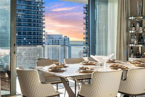 88 SW 7th St 3801, Miami FL - photo 11 of 87