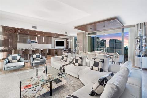 88 SW 7th St 3801, Miami FL - photo 13 of 87