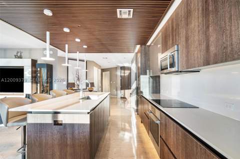 88 SW 7th St 3801, Miami FL - photo 8 of 87