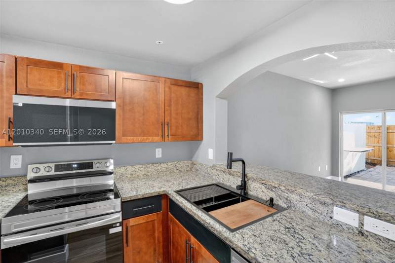 2 bedroom Condominium at 7995 NW 8th St 100C, Park Place At Midway Cond, Miami — photo 5