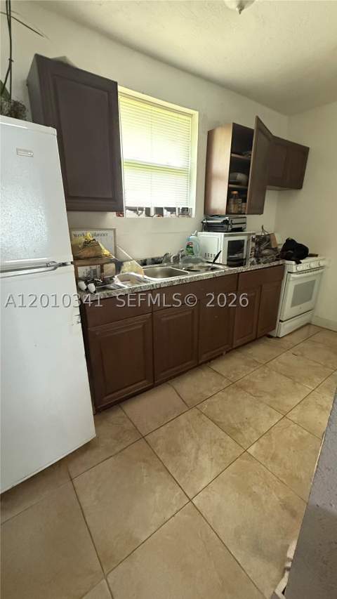 1334 NW 6th Ave, Florida City FL - photo 14 of 18