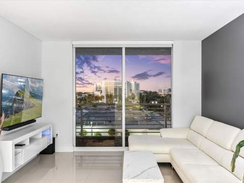 18800 NE 29th Avenue 704, Aventura FL - photo 6 of 26