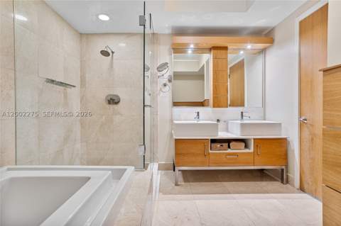 218 SE 14th St 2105, Miami FL - photo 16 of 35