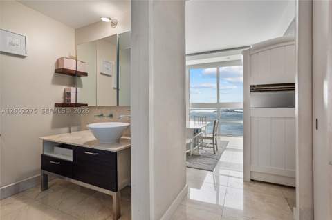 218 SE 14th St 2105, Miami FL - photo 19 of 35