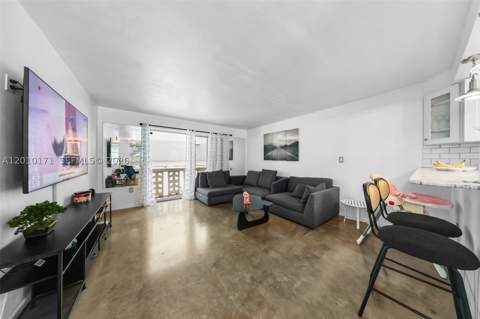 1698 Jefferson Ave 9, Miami Beach FL - photo 10 of 17