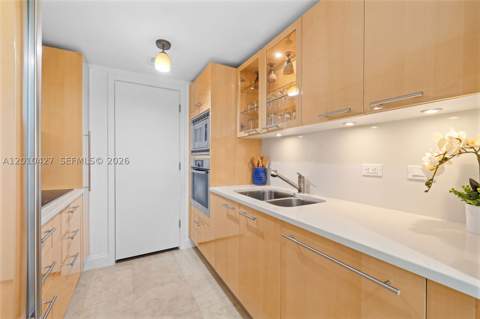 6801 Collins Ave 1215, Miami Beach FL - photo 14 of 34
