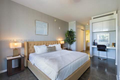 220 21st St 303, Miami Beach FL - photo 12 of 16