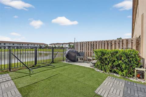12936 NW 22nd Pl, Miami FL - photo 14 of 24