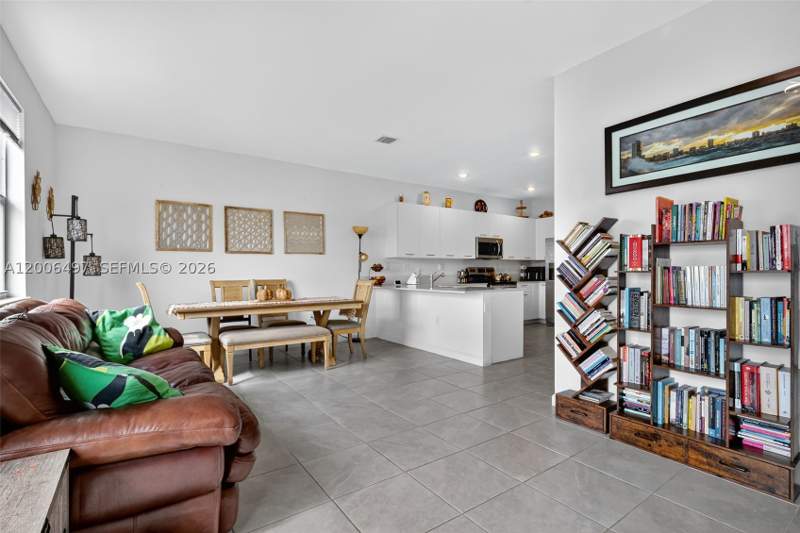 4 bedroom Townhouse at 12936 NW 22nd Pl, GOLF PARK SEC 1, Miami — photo 5