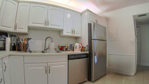 20100 W Country Club Dr 504, Aventura FL - photo 9 of 26