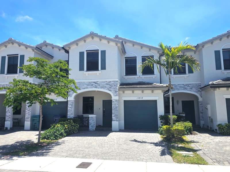 3 bedroom Townhouse at 13418 SW 287th St, Pine Isle, Homestead — photo 2