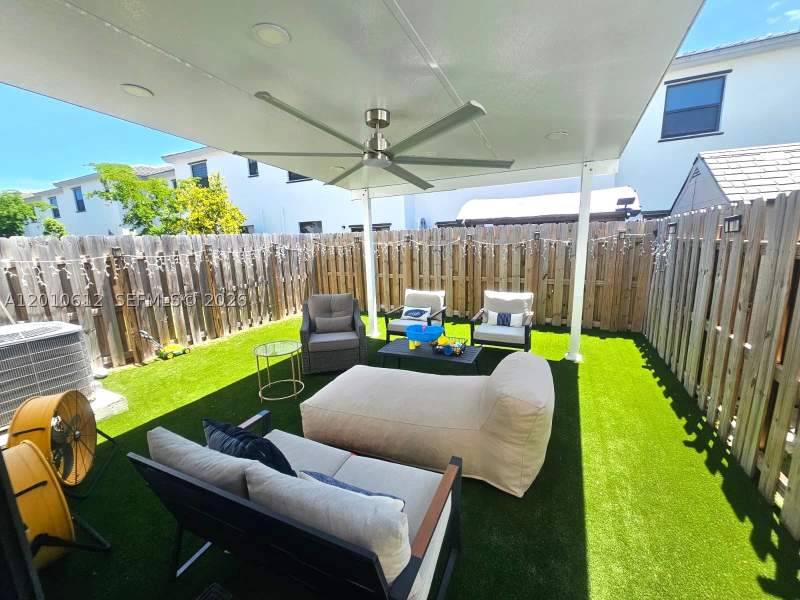 3 bedroom Townhouse at 13418 SW 287th St, Pine Isle, Homestead — photo 3