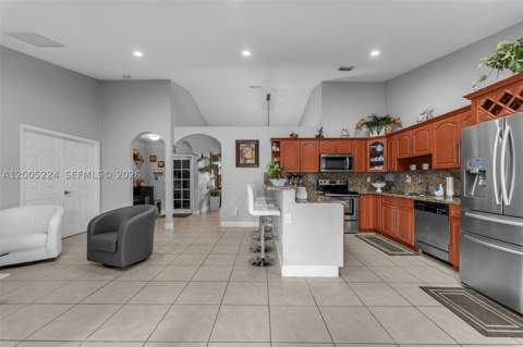 3160 SW 142nd Ave, Miami FL - photo 13 of 55