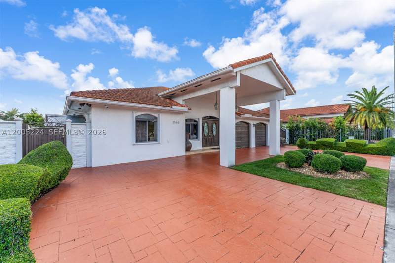 4 bedroom SingleFamilyResidence at 3160 SW 142nd Ave, Soto Mansions, Miami — photo 2