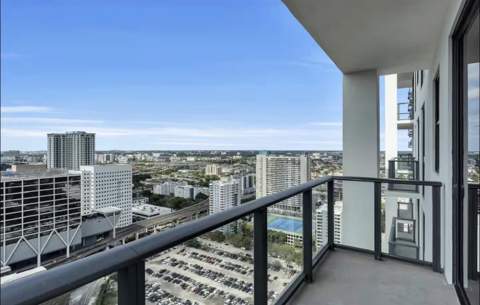 11 NE 6th Street 2507, Miami FL - photo 22 of 38