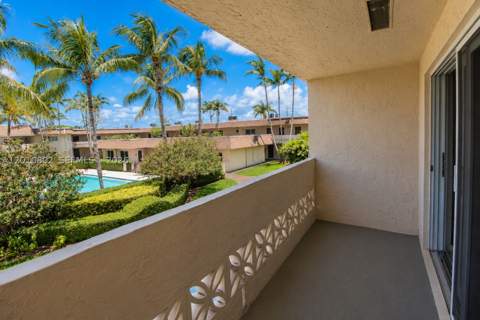 14500 SW 88th Ave 222, Palmetto Bay FL - photo 23 of 25