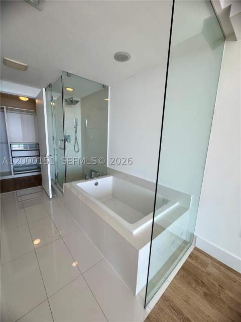 650 NE 32 street 1805, Miami FL - photo 11 of 43
