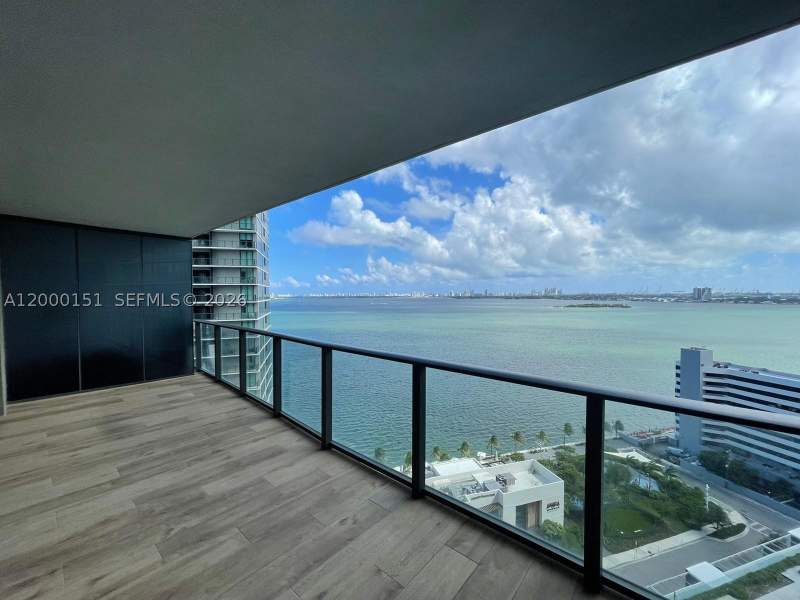 2 bedroom Condominium at 650 NE 32 street 1805, Paraiso Bay Condo, Miami — photo 2