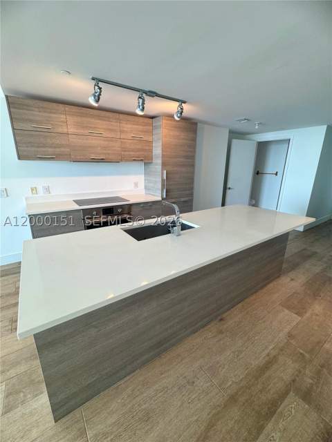 650 NE 32 street 1805, Miami FL - photo 6 of 43