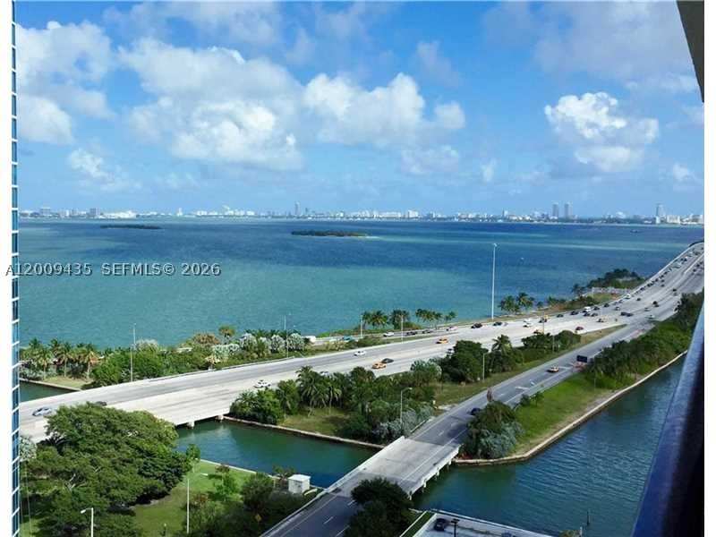 1 bedroom Condominium at 600 NE 36th St 1109, Charter Club Condo, Miami — photo 1