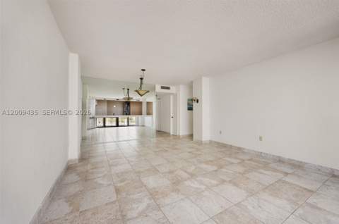 600 NE 36th St 1109, Miami FL - photo 6 of 50